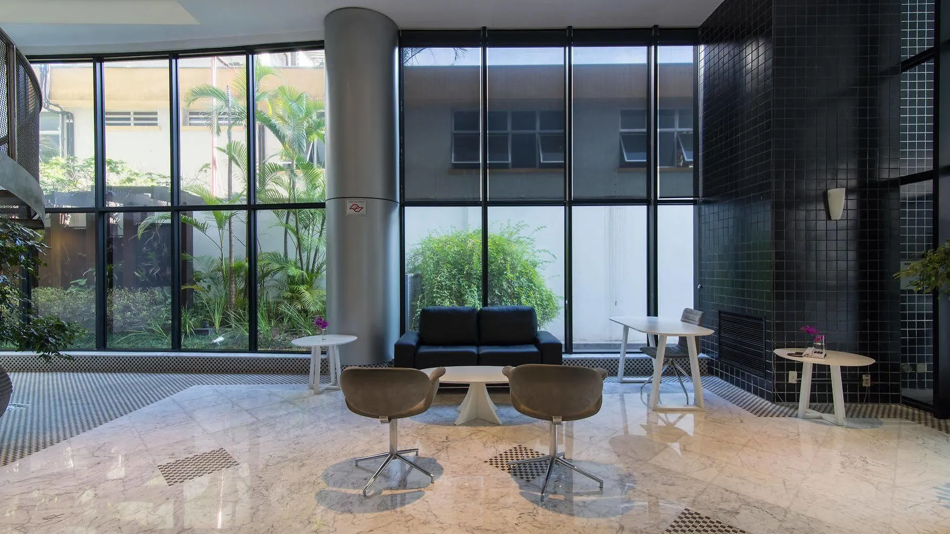 Отель Intercity Interative Sao Paulo Jardins